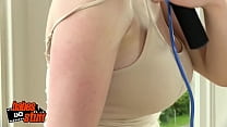 Big tits girl skipping with no bra!