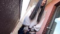 Japanese girl can pee with standing up outdoor lol　After pissing, I enjoyed masturabation with the adult toy