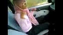 Dalam Mobil Buka Jilbab