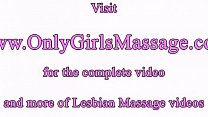 Hot lesbo masseuse rubs clients pussy