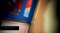 Madurita se folla a un joven en su casa y lo graba todo con una cámara oculta
