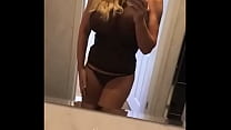Big tits cam girl masturbating