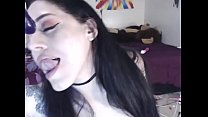 Sexy Latina mouth MILF