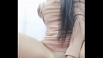 ThaiTwentyBabe Asian babe fucks herself with dildo