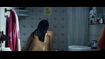 La actriz española Maria Hervas sin ropa en un cortometraje
