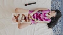 Sexy Yanks Babe Lara Lyon Masturbating