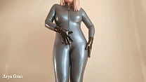 alternative rubber Mistress in texturized latex rubber catsuit