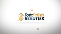 Barefoot teen footfetish POV