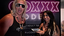 Mia Mor Chat with Charlie Comet at Exxxotica