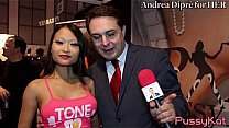 PussyKat gives a blowjob lesson for Andrea Diprè