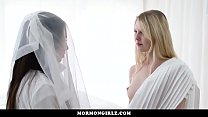 Lesbian Lily ordered teen Casey for a lesbian sex - MormonGirlz