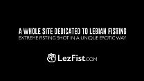 lezfist-24-1-217-video-licky-lex-leony-aprill-72p-1