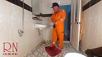 Housewife without panties seduces plumber. s 4