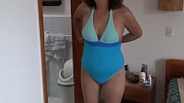 Initial video - 58-year-old Latin mother on vacation at the beach, she loves to show off in a bikini and her hairy pussy, she loves to see how she makes his cocks very hard, she masturbates intensely, several orgasms, she screams for her cock nephew