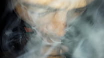 Smoking blowjob cracuda  chupa fumando