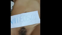 Ecuatoriana mostrando su  vagina rica