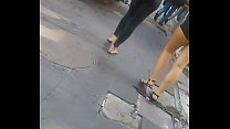 Gringa caminando por la ciudad de Mexico