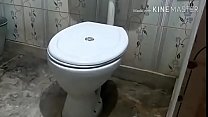 Sampoo masturbation cumshot in bathroom