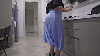 my stepmother shows me her big ass in the kitchen and turns me on