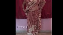Big boobs aunty wearing saree