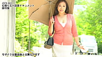神奈川在住の藤咲瞳さん51歳、専業主婦。結婚25年目になる二の母。AV好きで興味だけは前々からあったという瞳さん。