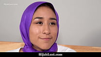 Boyfriend Getting to Know What's Under His Girlfriend's Hijab - Hijablust