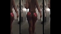 Velvet jiggle her butt