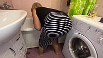 Step mom household chores do not interfere with anal sex in her tight ass