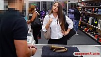 Phat ass woman screwed by pawn keeper