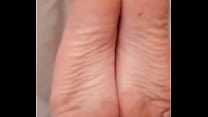 Sofee shows her feet soles and scrunches them for her boyfriend pleasure