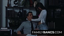 Stepdad Makes Some Time to Fuck Stepdaughter ⭐ FamilyBangs.com