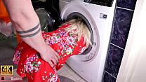Step-Mommy Is Stuck In The Washing Machine 4K