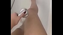 Amazing legs in bath