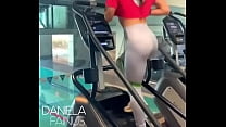 Fitness Daniela Fainus sexy con Buen trasero