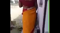 Local bhabhi dance