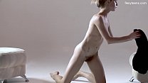 Flexible teen babe with very hairy pussy doing spreads