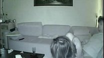 Couple like to do it on couch - Camgirls99.com