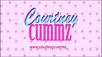 Courtney Cummz fucking her self with a big toy