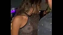 Anitta na festa