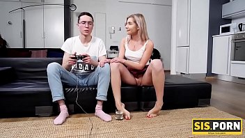 SIS.PORN. Girl scuttles stepbrother's plans but receives cock deep down the depths of muff